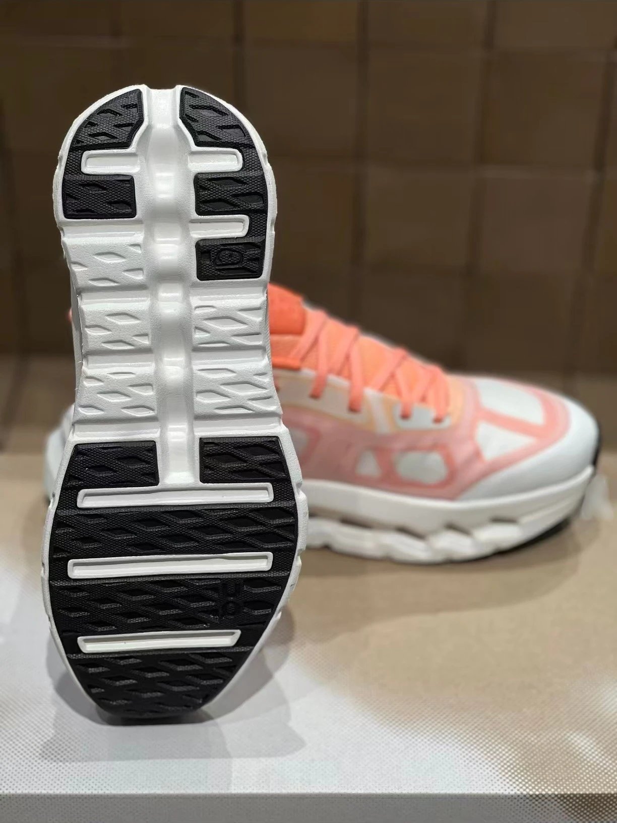 Unbranded Sneakers Mesh with hollow cushioned sole image 6