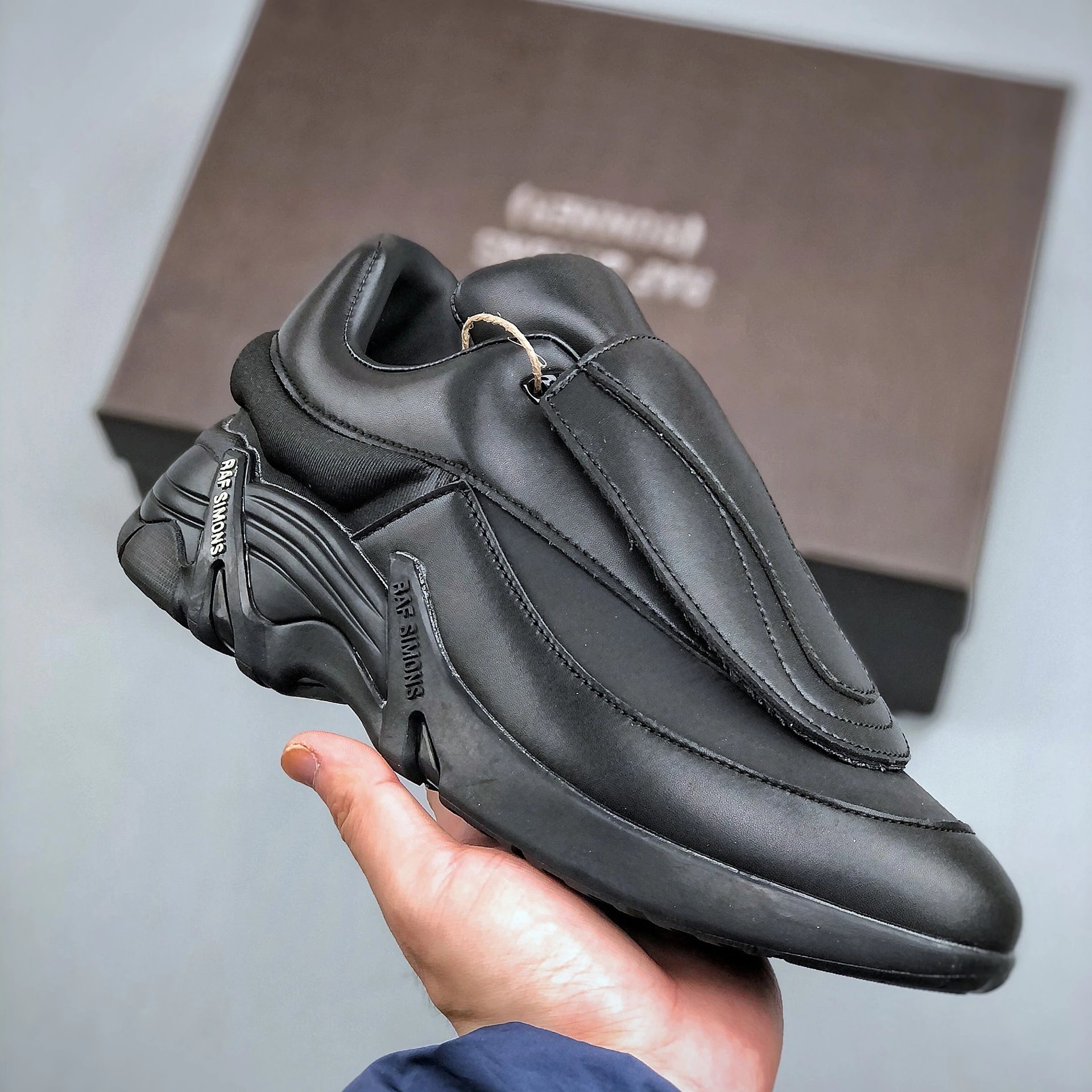 Raf Simons Multiple models: Antei, Cylon, Ozweego — Cylon-2