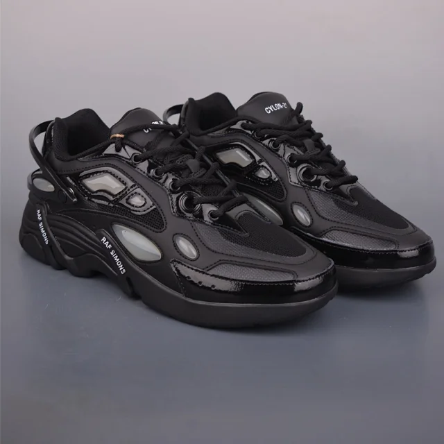 Raf Simons Multiple models: Antei, Cylon, Ozweego product detail image 11