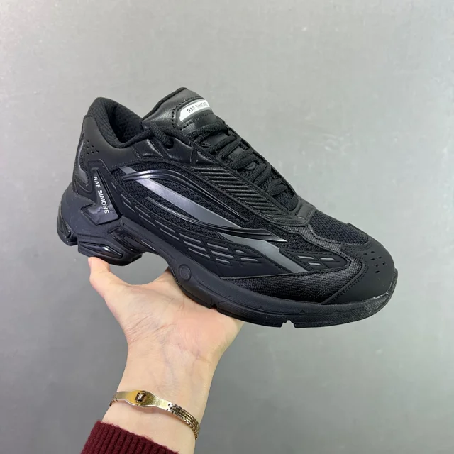 Raf Simons Multiple models: Antei, Cylon, Ozweego product detail image 9