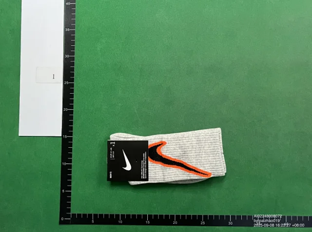 Dior Socks Logo Crew product detail image 4