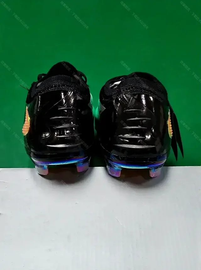 Nike Sneakers Low-Cut Firm-Ground Football Cleats product detail image 7