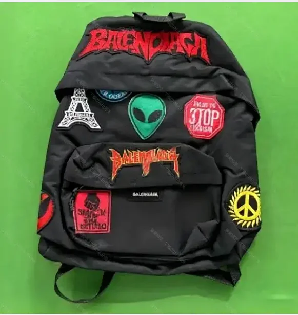 Nike Backpacks Large backpack with front zip pocket product detail image 3