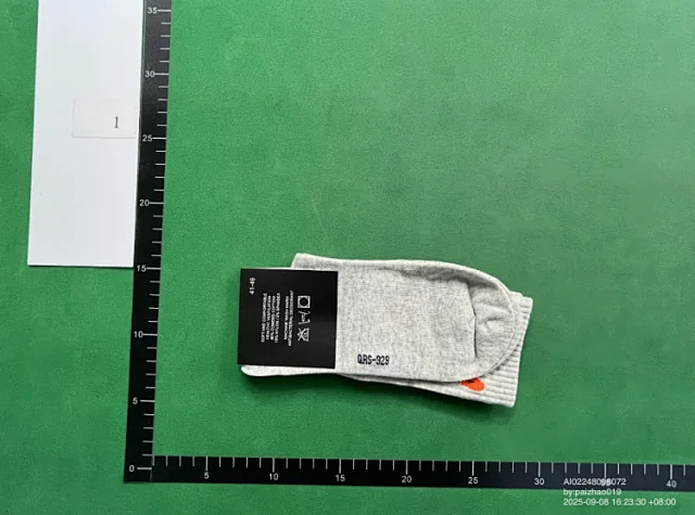 Dior Socks Logo Crew product detail image 3