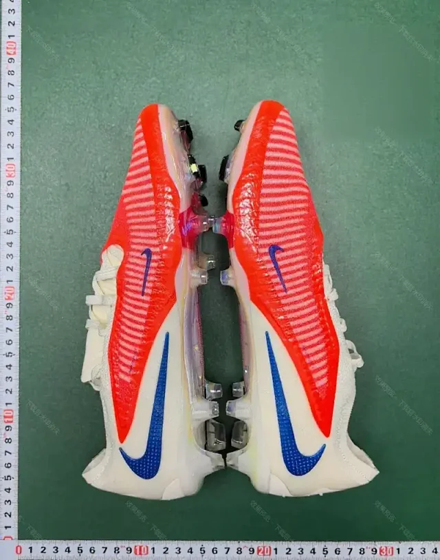 Nike Sneakers Low-Cut Firm-Ground Football Cleats product detail image 5