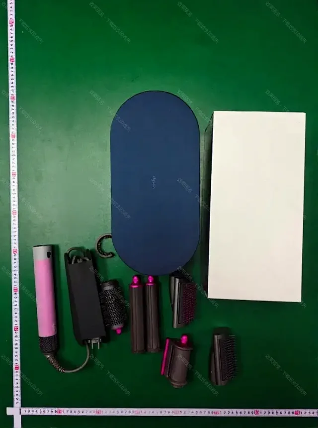 Dyson Multiple hair styling models product detail image 3