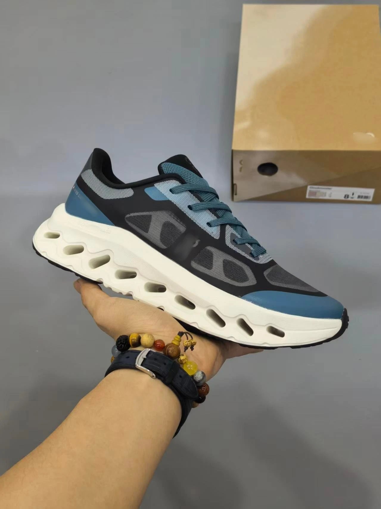 Unbranded Sneakers Mesh with hollow cushioned sole image 13