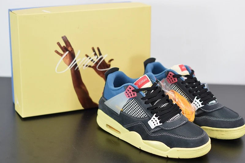G05G6 Air Jordan 4 AJ4 x UNION LA 联盟骑士 DC9533-001 尺码：40-47.5