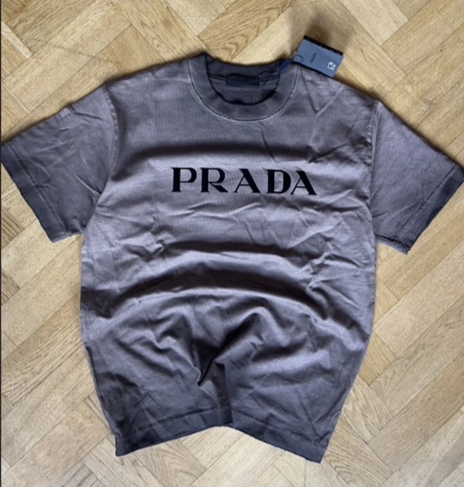 Short Sleeve 652231 (Pre-sale, ships in 15 days)