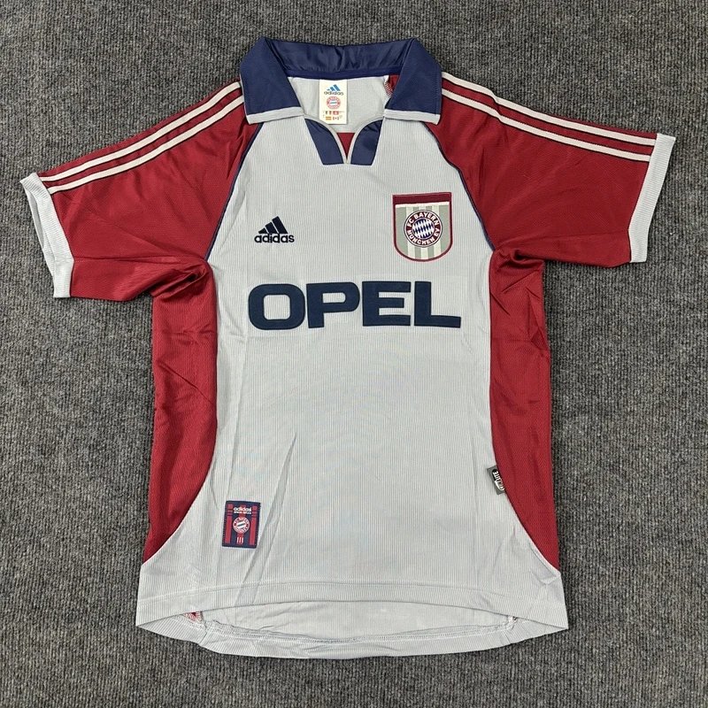 Bayern Munich Away Football Jersey - Style 30