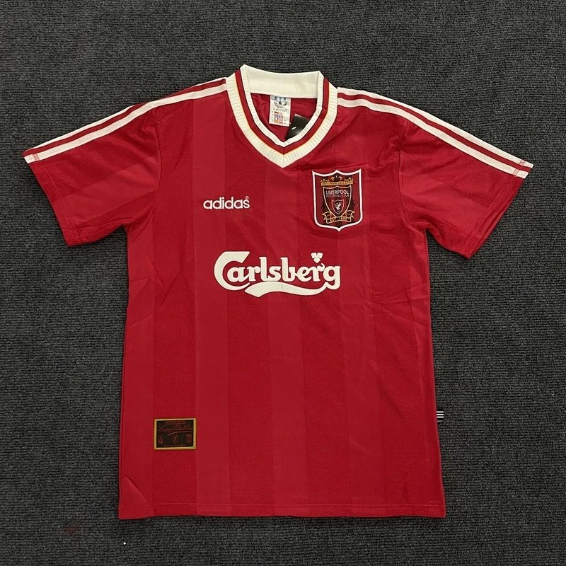 1995-1996 Liverpool Home Red - Style 29