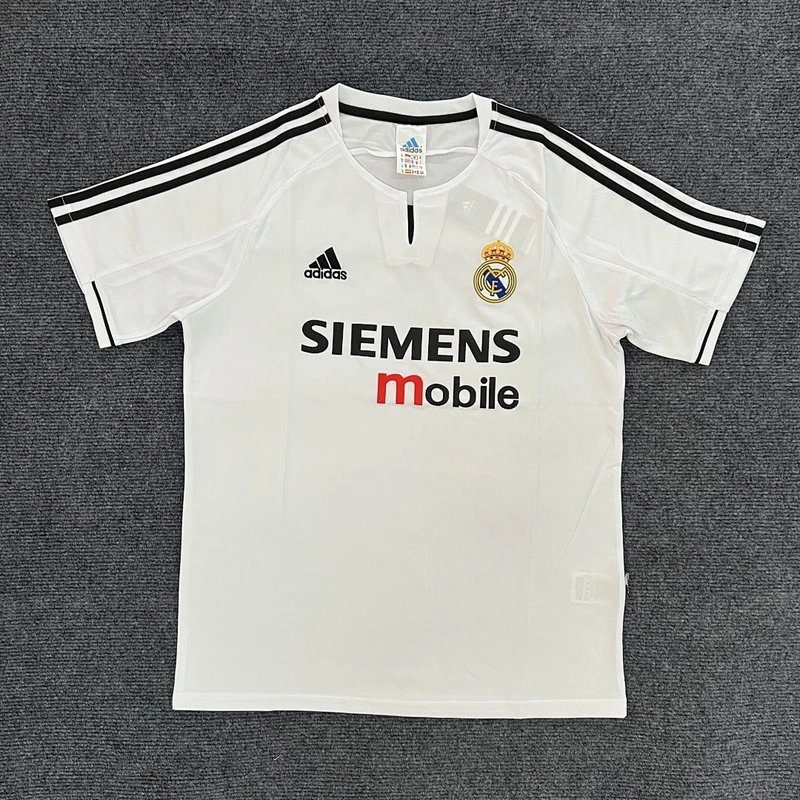 2004-2005 Real Madrid Home Shirt - Style 17