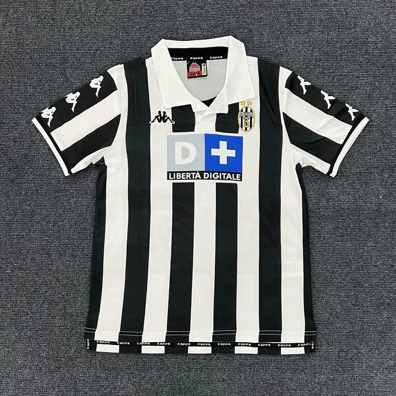 Juventus Home - Style 7