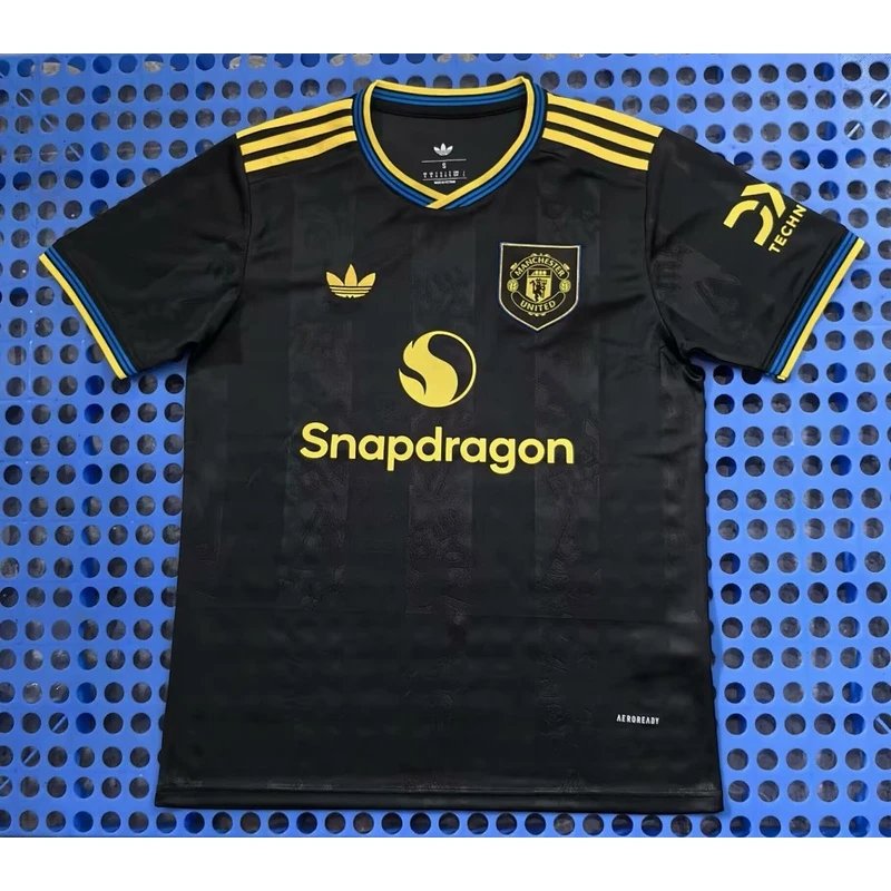 2025 Manchester United home jersey - Style 20