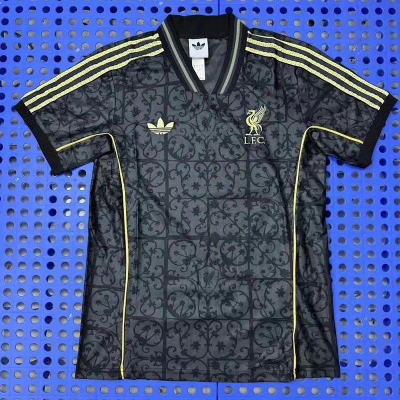 2025-2026 Liverpool Black Gold - Style 27