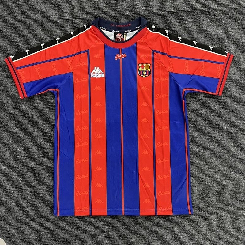 1997-1998 Barcelona Home - Style 17