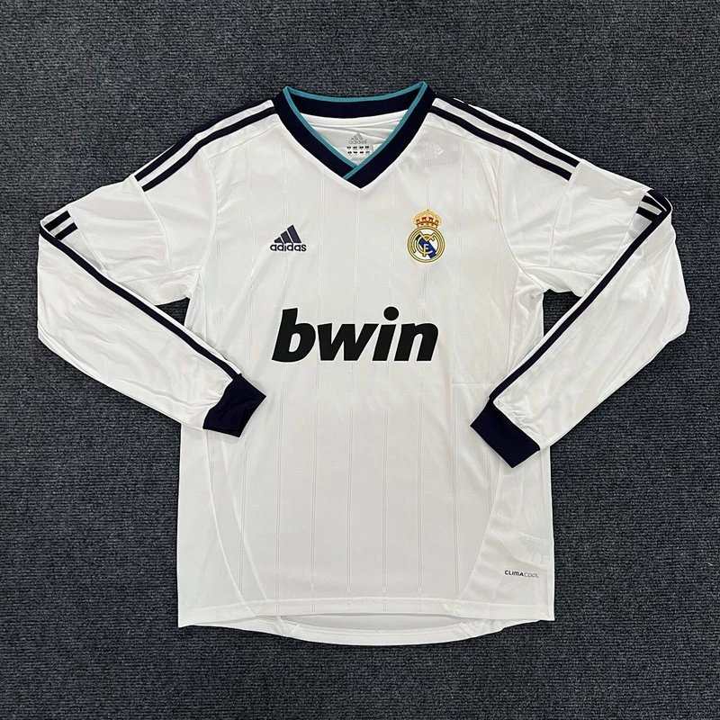 Real Madrid home long-sleeve white jersey - Style 32