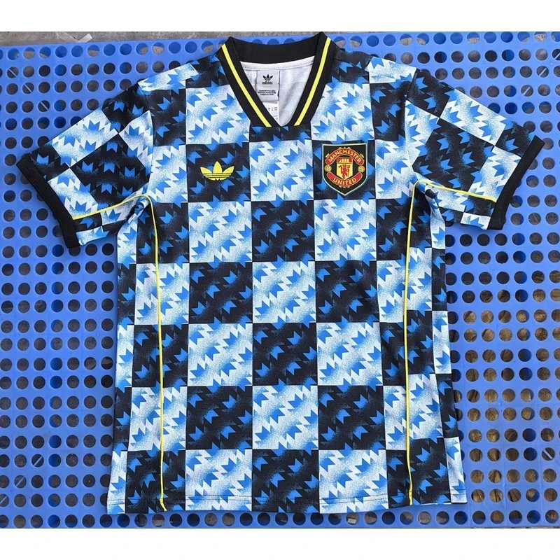 2025-2026 Manchester United retro checkered jersey - Style 26