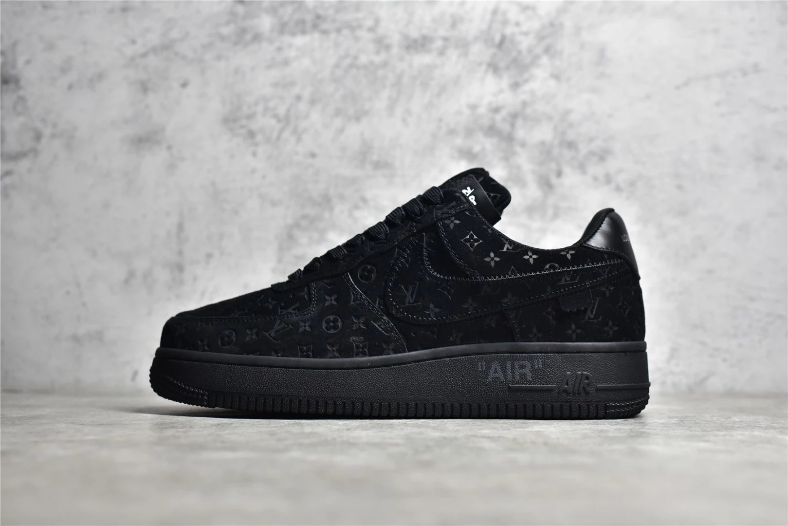 Best batch - Lo*is Vuitton x Nike Air Force