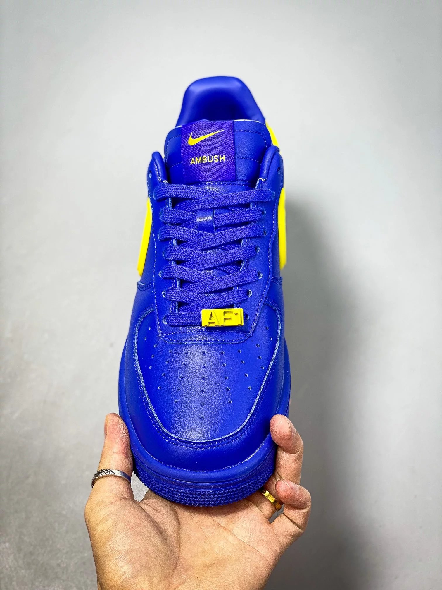 AMBUSH  Nike Air Force 1 Low Game Royal and
Vivid Sulfur AF1 空军潮流经典联名款防滑耐磨板鞋男女同款蓝黄色
DV3464400 3