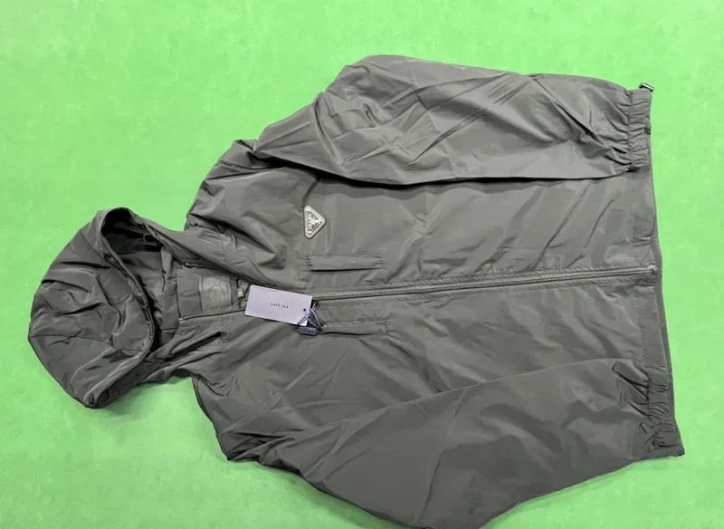 56001 Black PRA