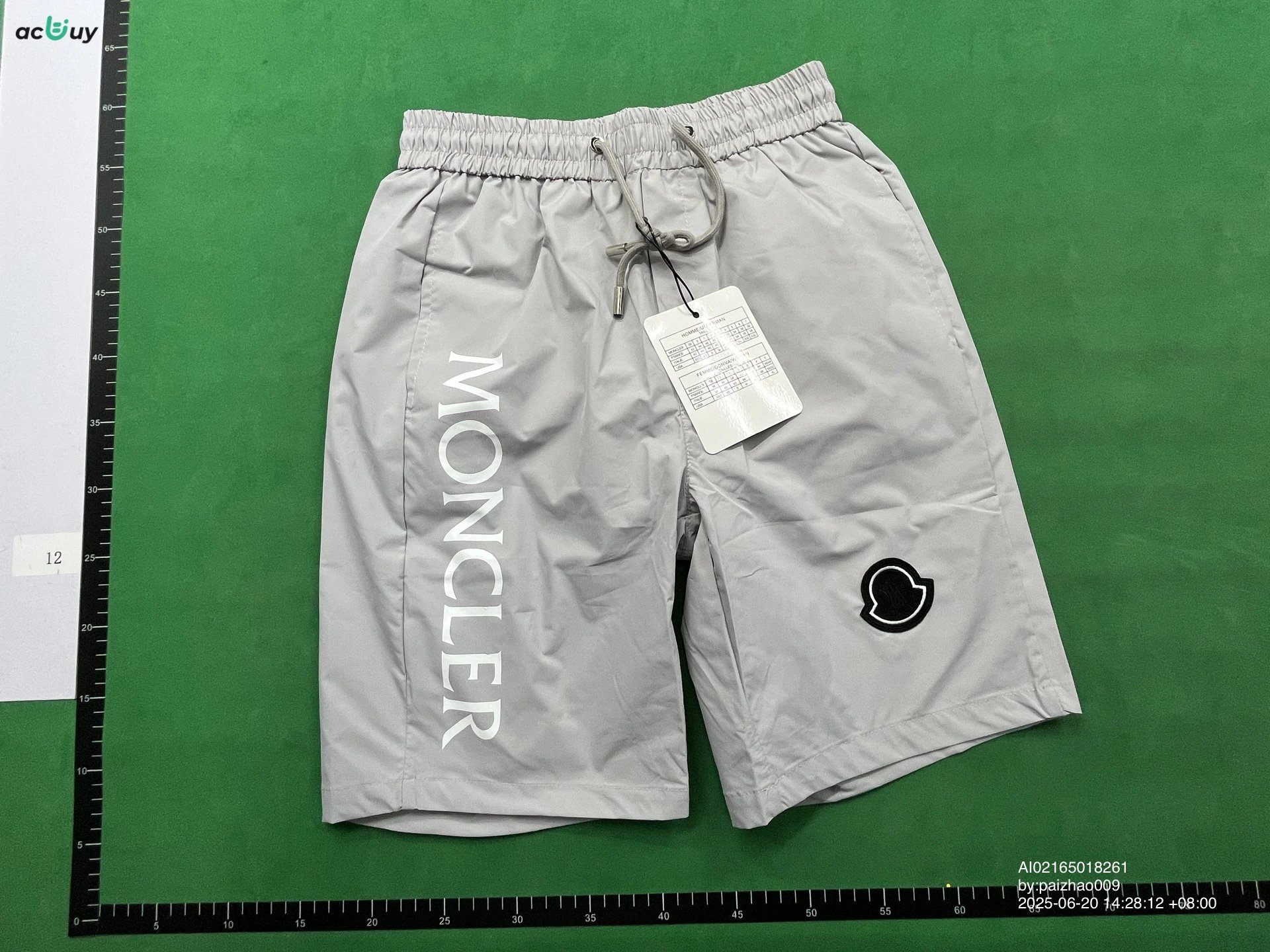 Grey shorts