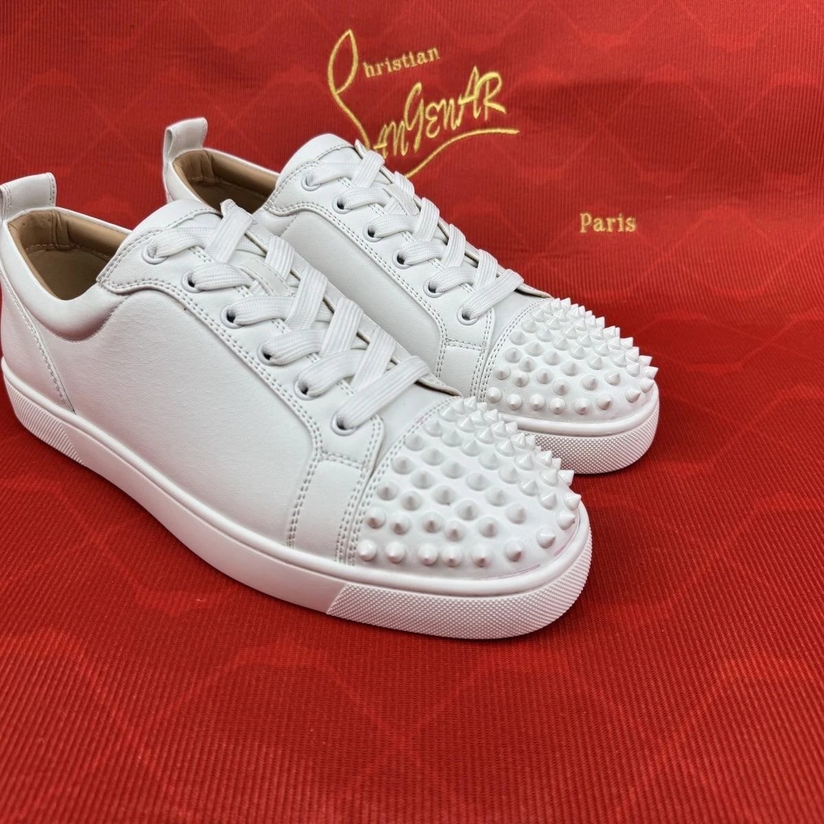White Toe Studs