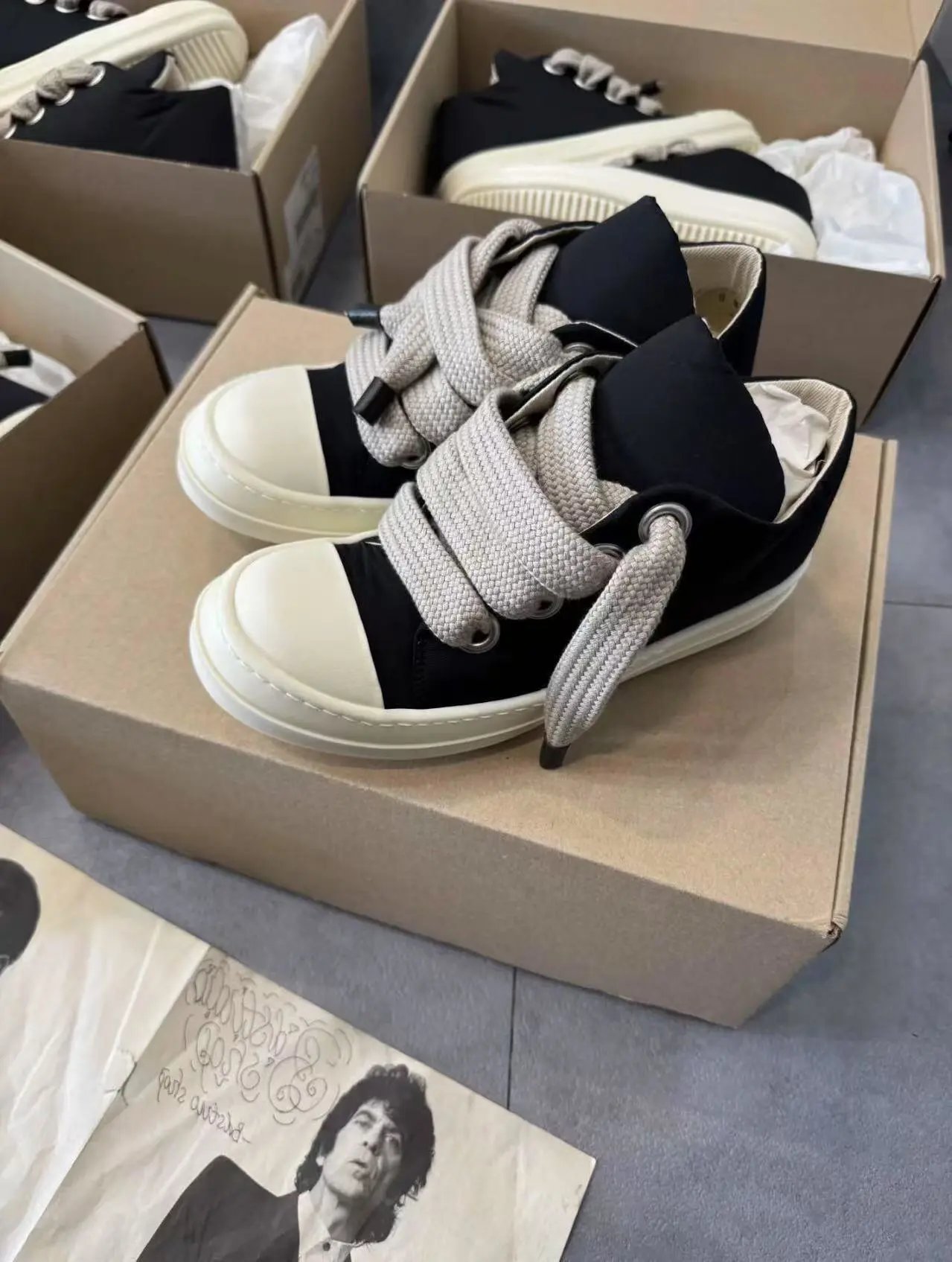 【只卖原鞋】瑞克·欧文斯 Rick Owens Jumbo Lace Padded Sneaks Low 加粗鞋带低帮暗黑高街增高面包胖丁休闲运动厚底板鞋