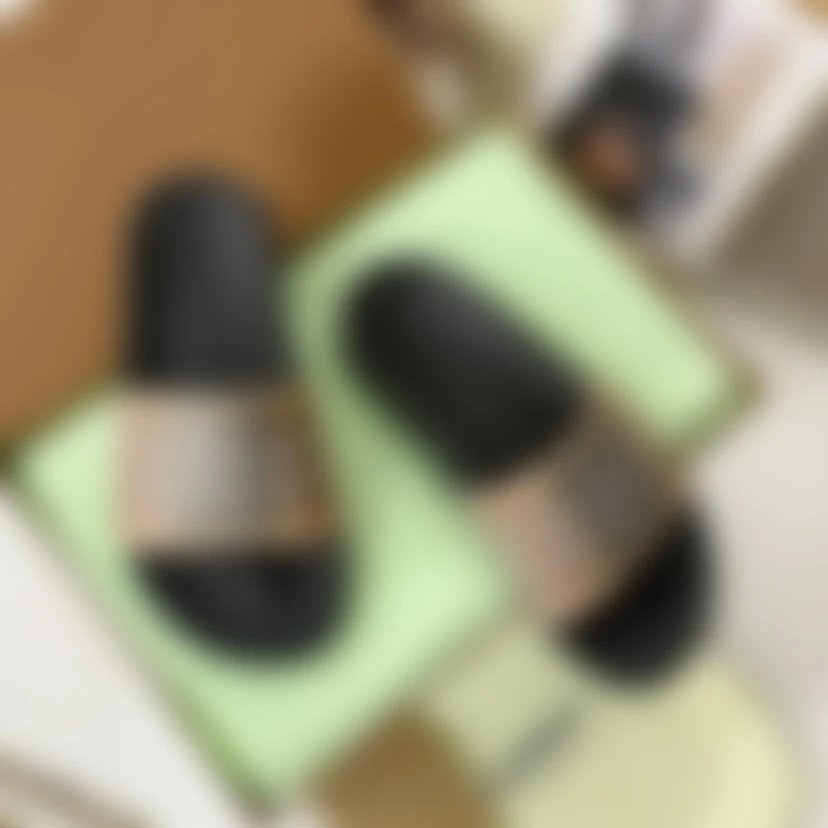 TX.2 Classic Trendy Slippers