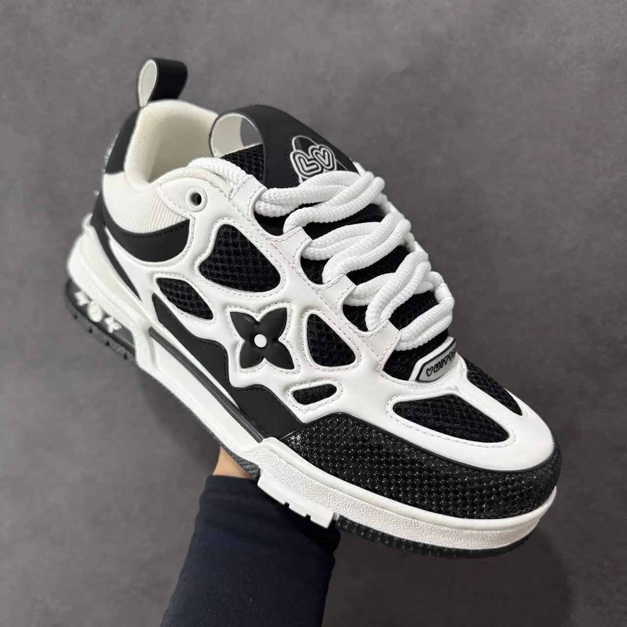 Valentino Rockstud Black White