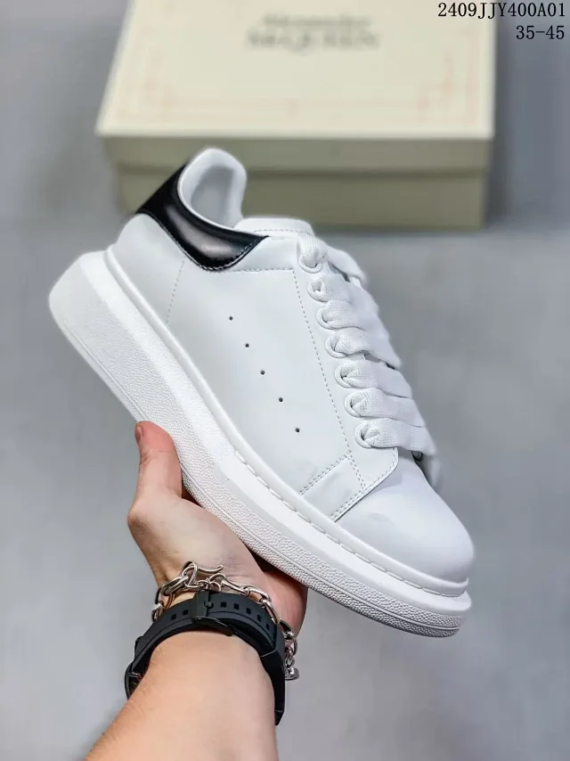 Alexander McQueen Sneakers Low-Top Oversized product detail image 10