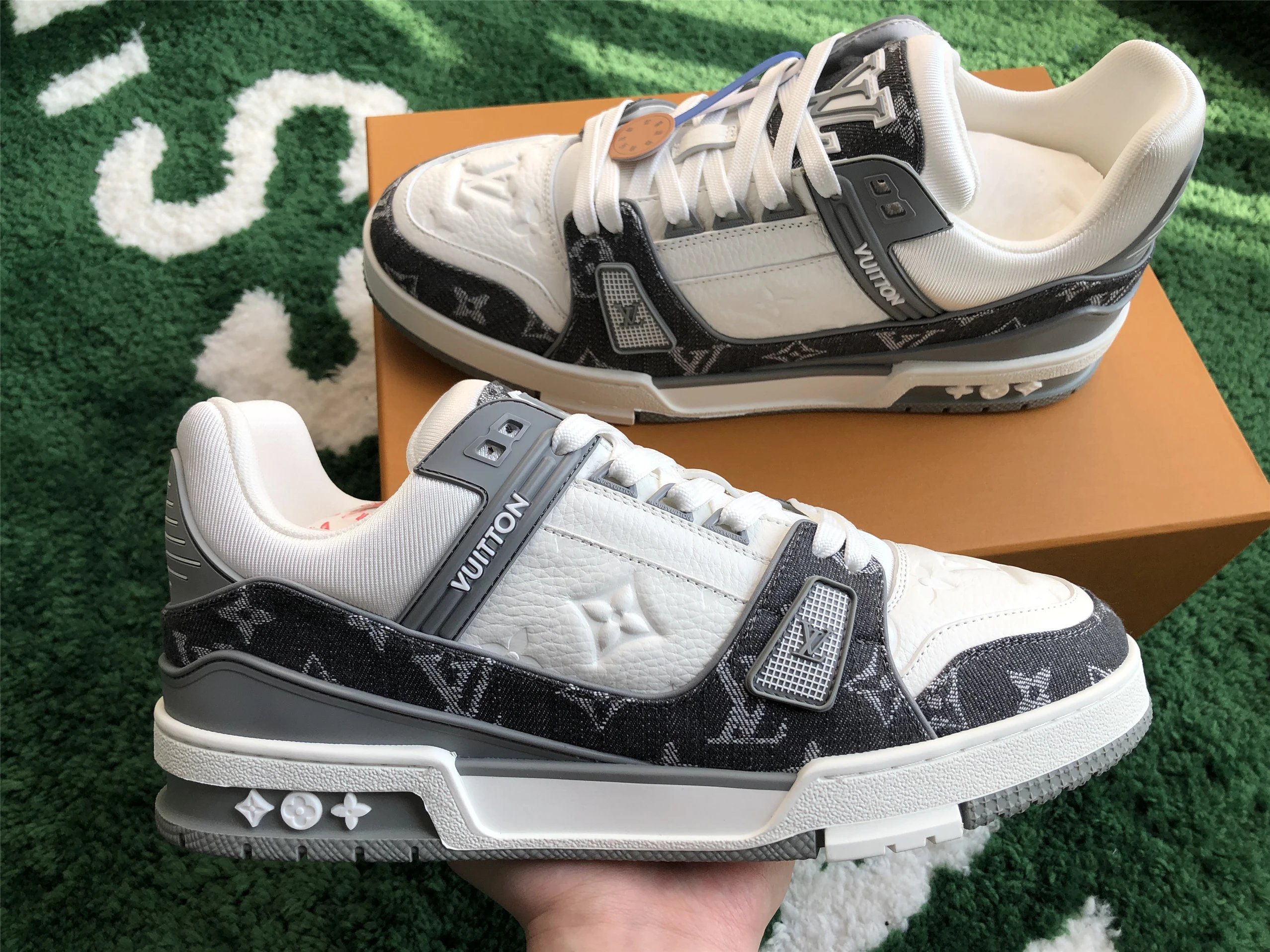 Louis Vuitton Archlight Purple Monogram Flower Sneakers - 11