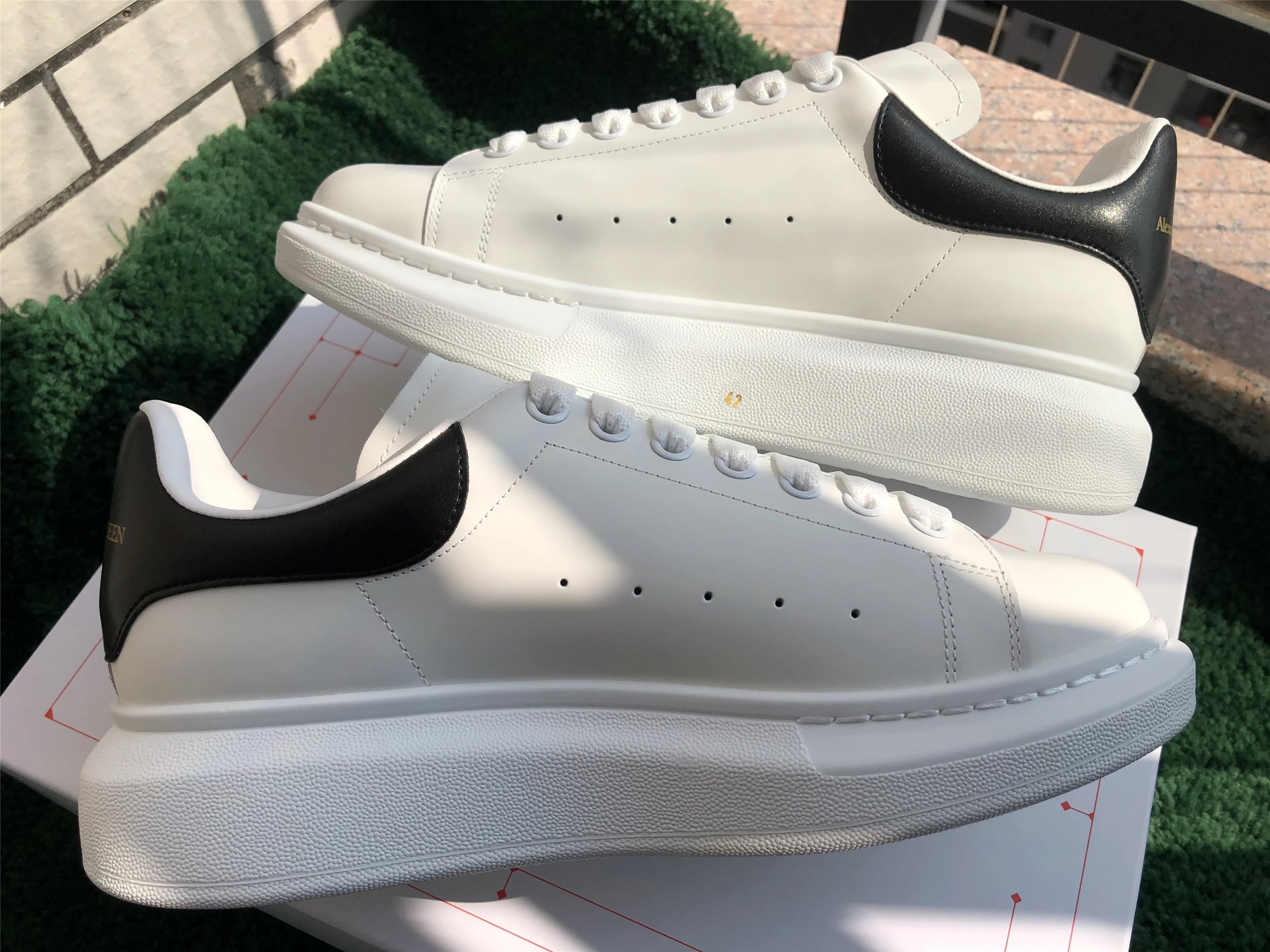Alexander McQueen Oversized Sneakers White with Holographic Heel Tab Sneakers - 10