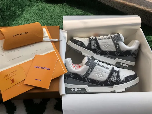 Louis Vuitton Archlight Purple Monogram Flower Sneakers - 10
