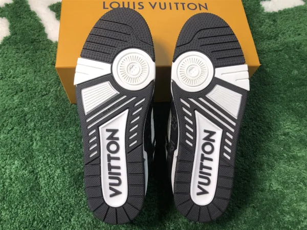 Louis Vuitton Archlight Purple Monogram Flower Sneakers - 8