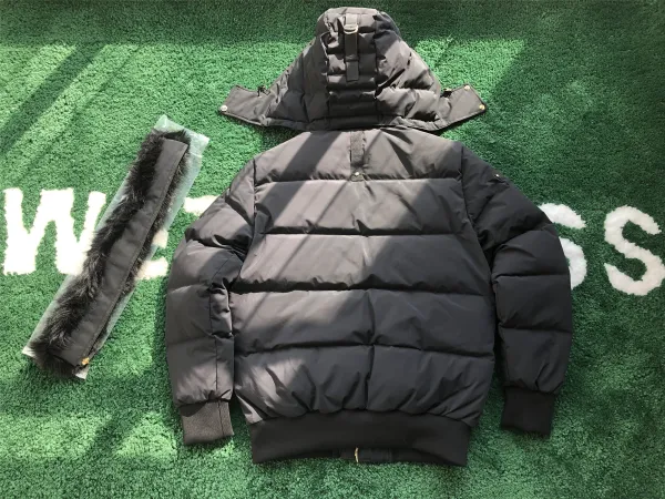 Moncler Maya Down Jacket Army Green - 38