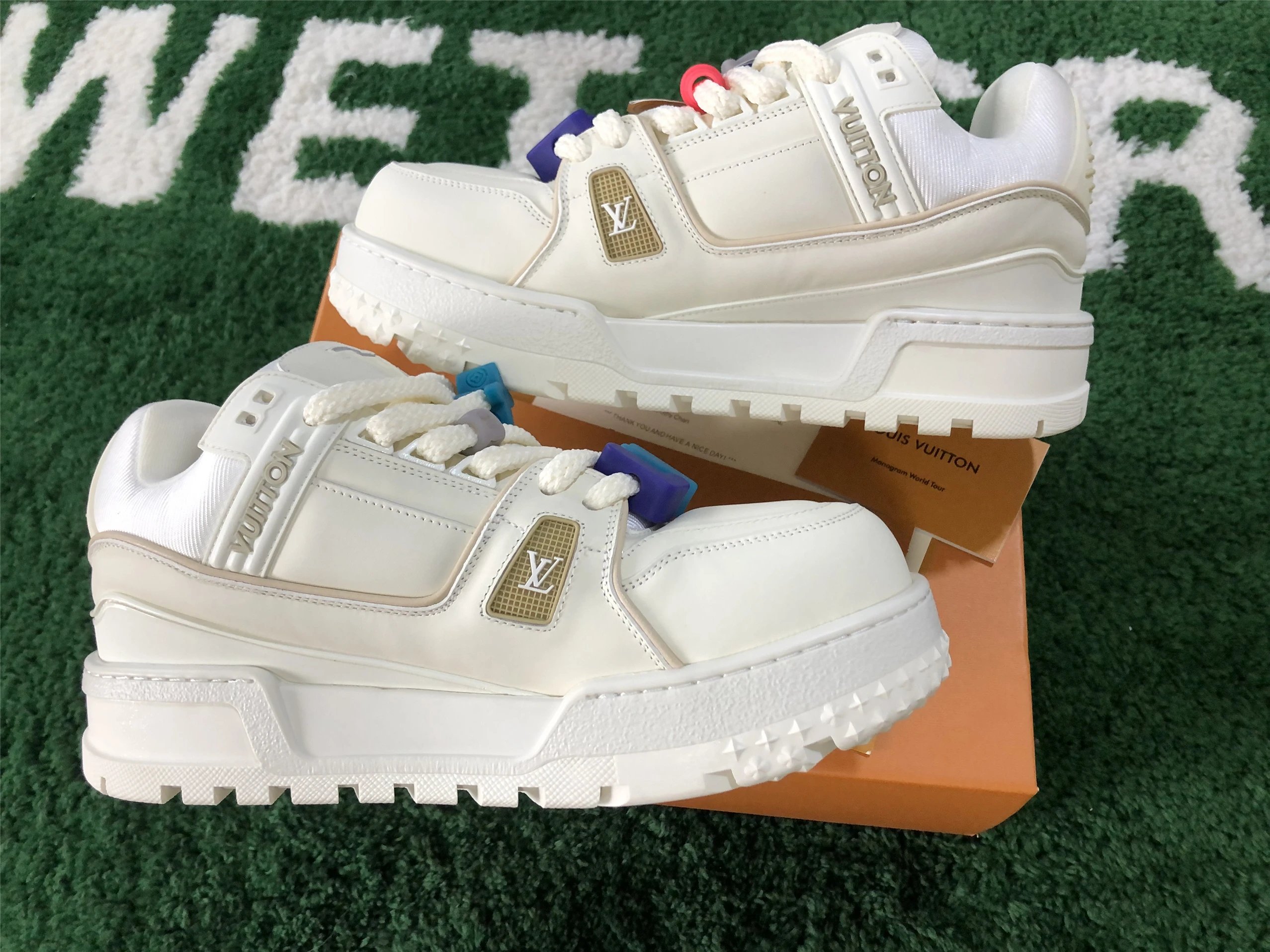 Louis Vuitton Archlight Purple Monogram Flower Sneakers - 54