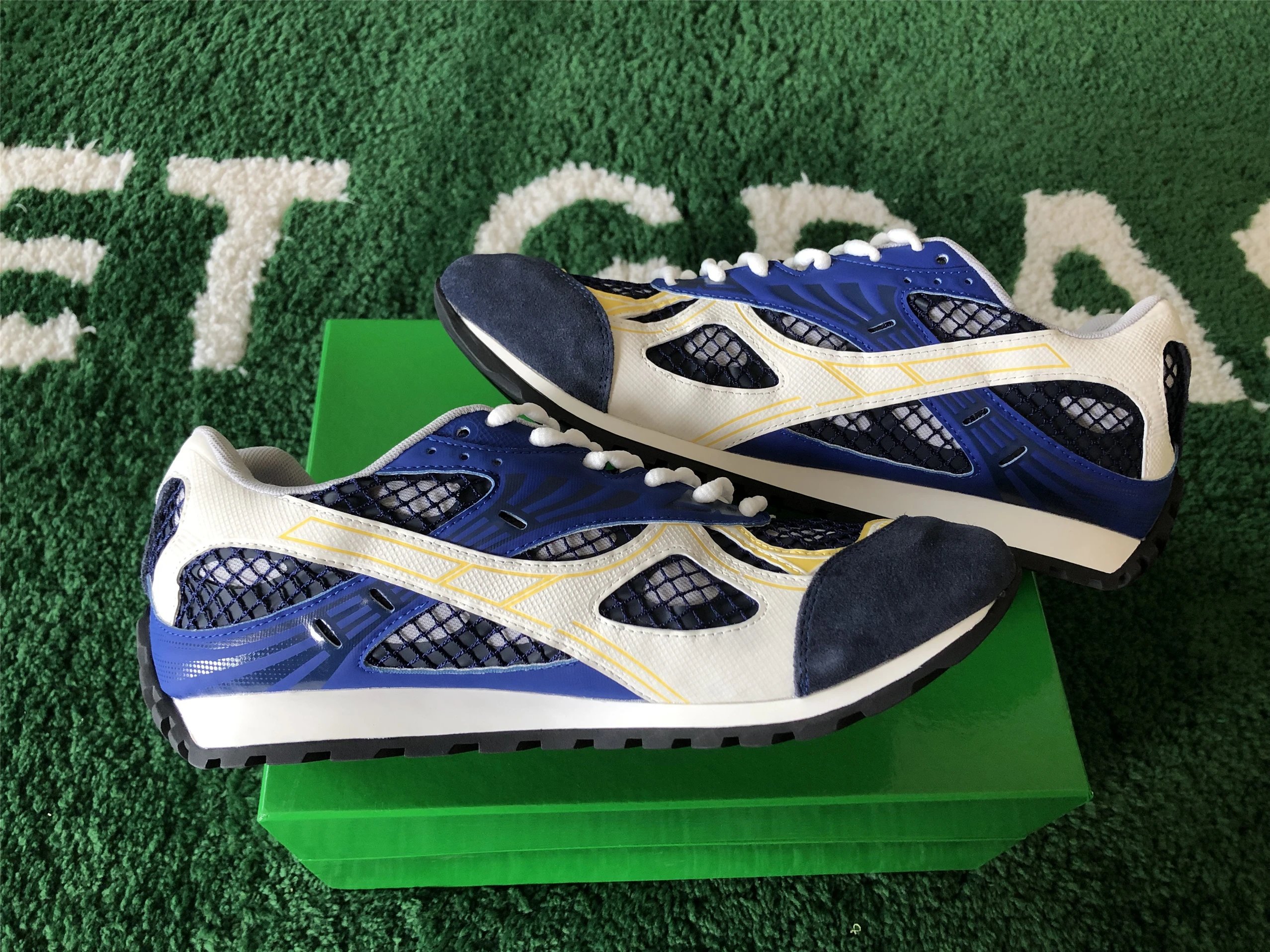 Bottega Veneta Running Sneakers Blue Silver Mesh - 24