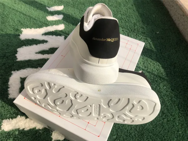 Alexander McQueen Oversized Sneakers White with Holographic Heel Tab Sneakers - 5