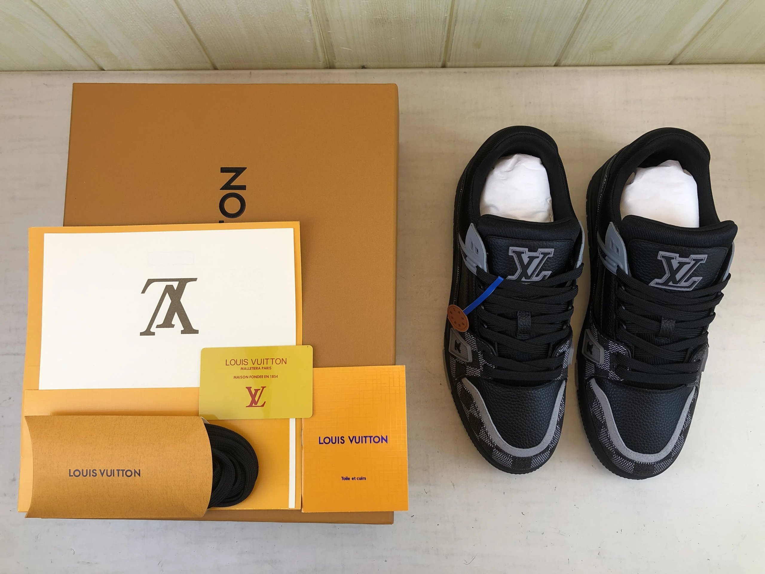 Louis Vuitton Archlight Purple Monogram Flower Sneakers - 78