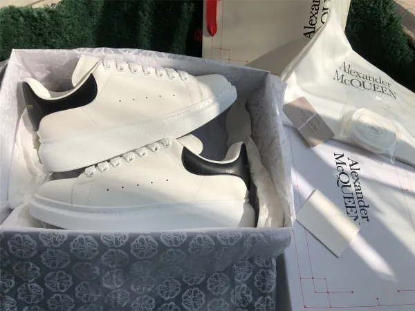 Alexander McQueen Oversized Sneakers White with Holographic Heel Tab Sneakers - 7