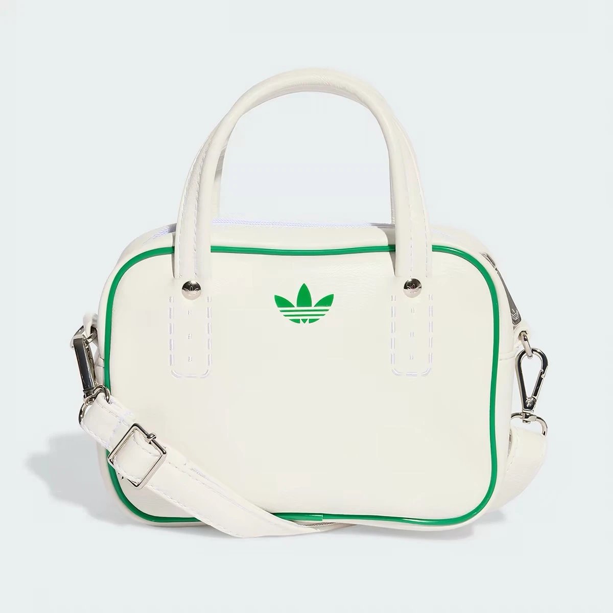 JX7873 (Adicolor white) 22 * 15