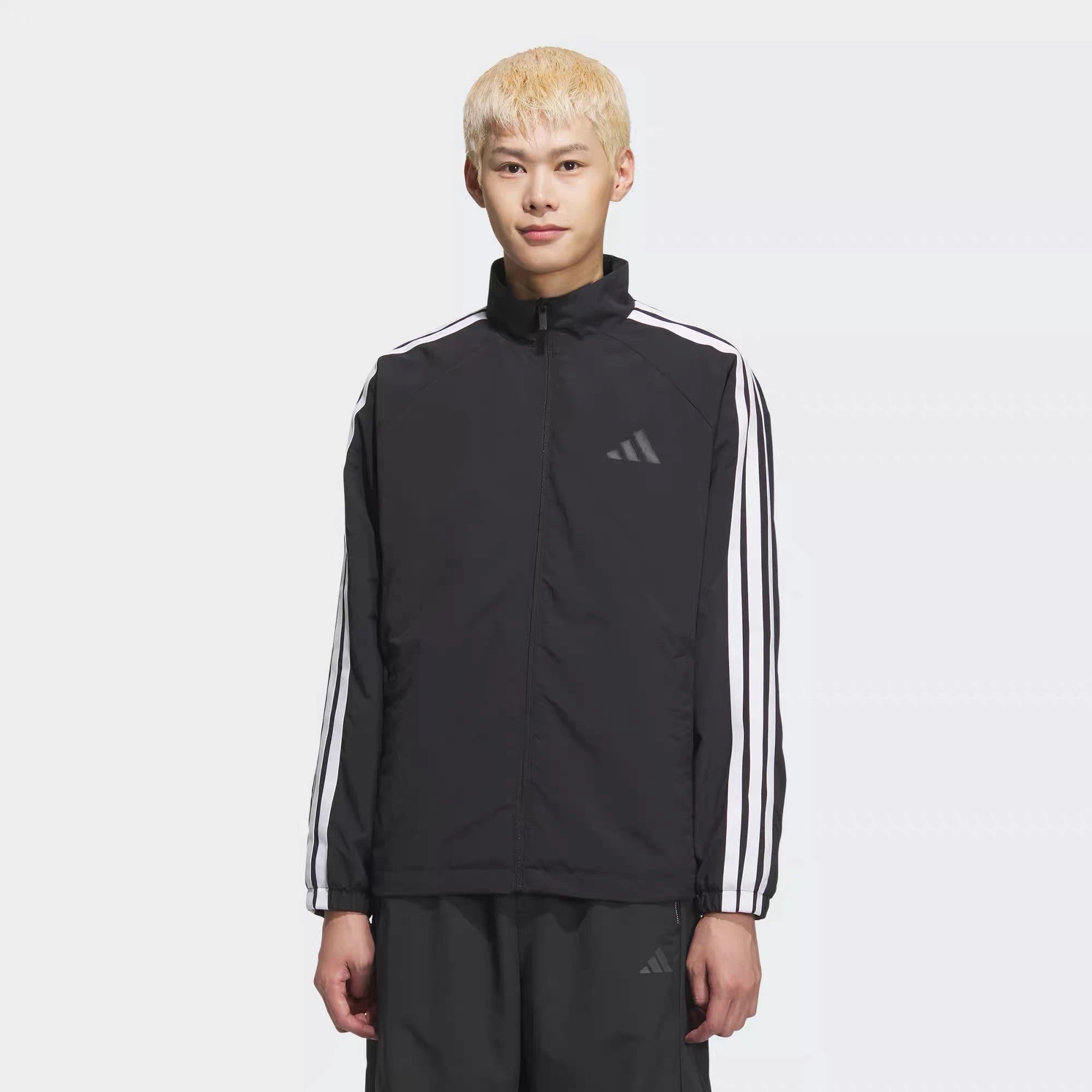 KC3892 (Three Stripes - Black)
