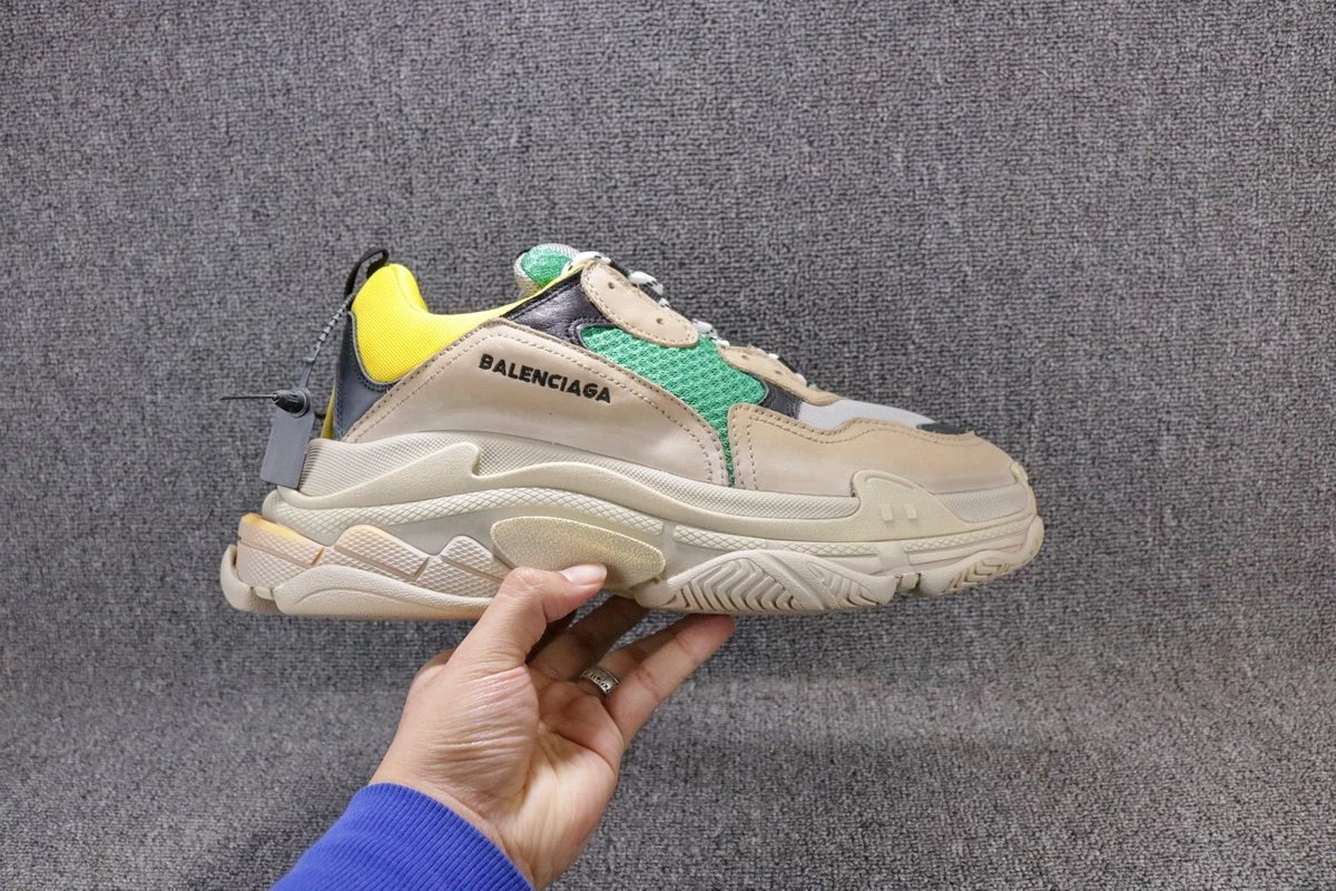 Balenciaga巴黎世家Triple S 灰绿八层底老爹鞋 男女跑步鞋35-44