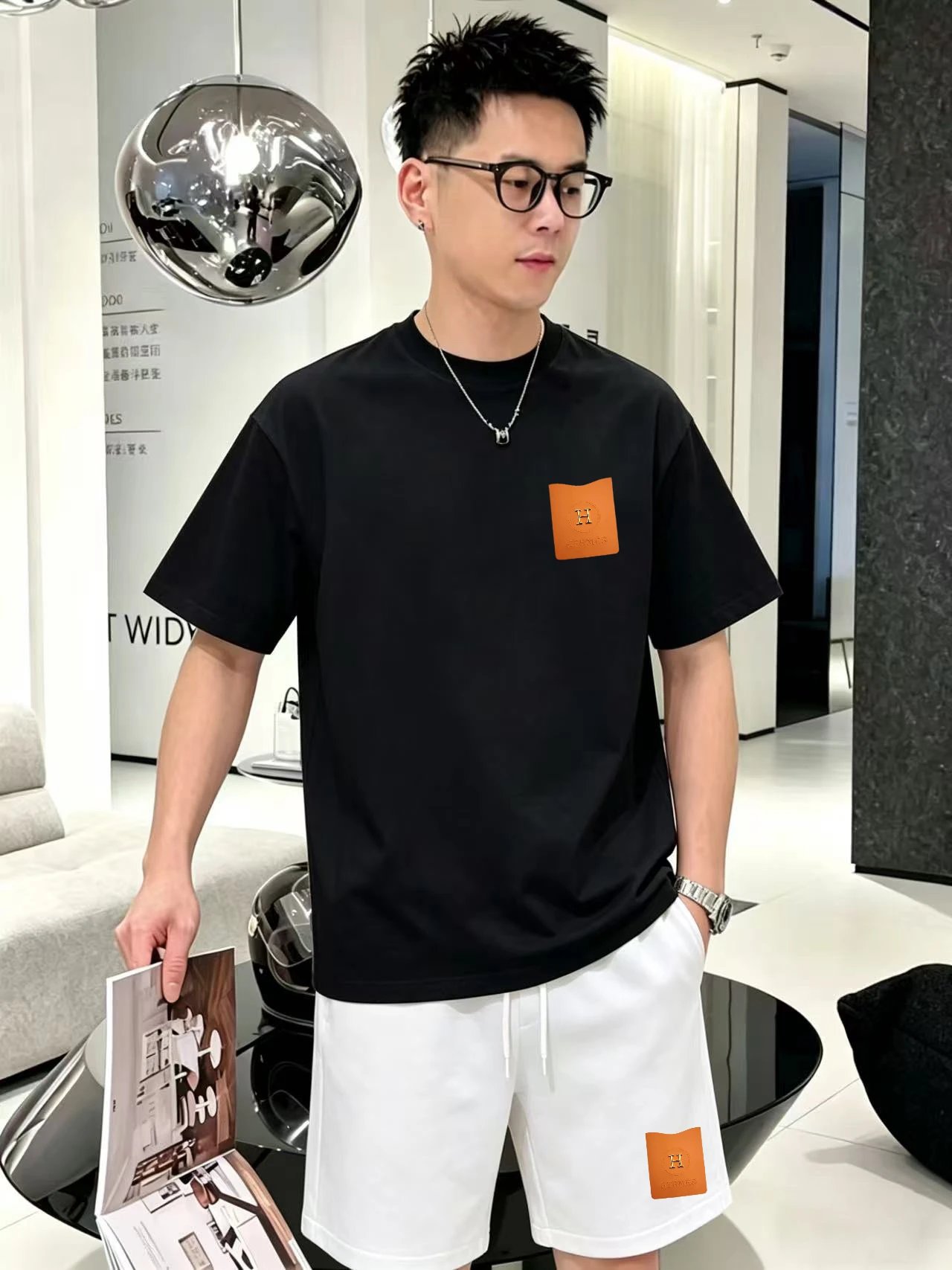 Hermès Black T-Shirt