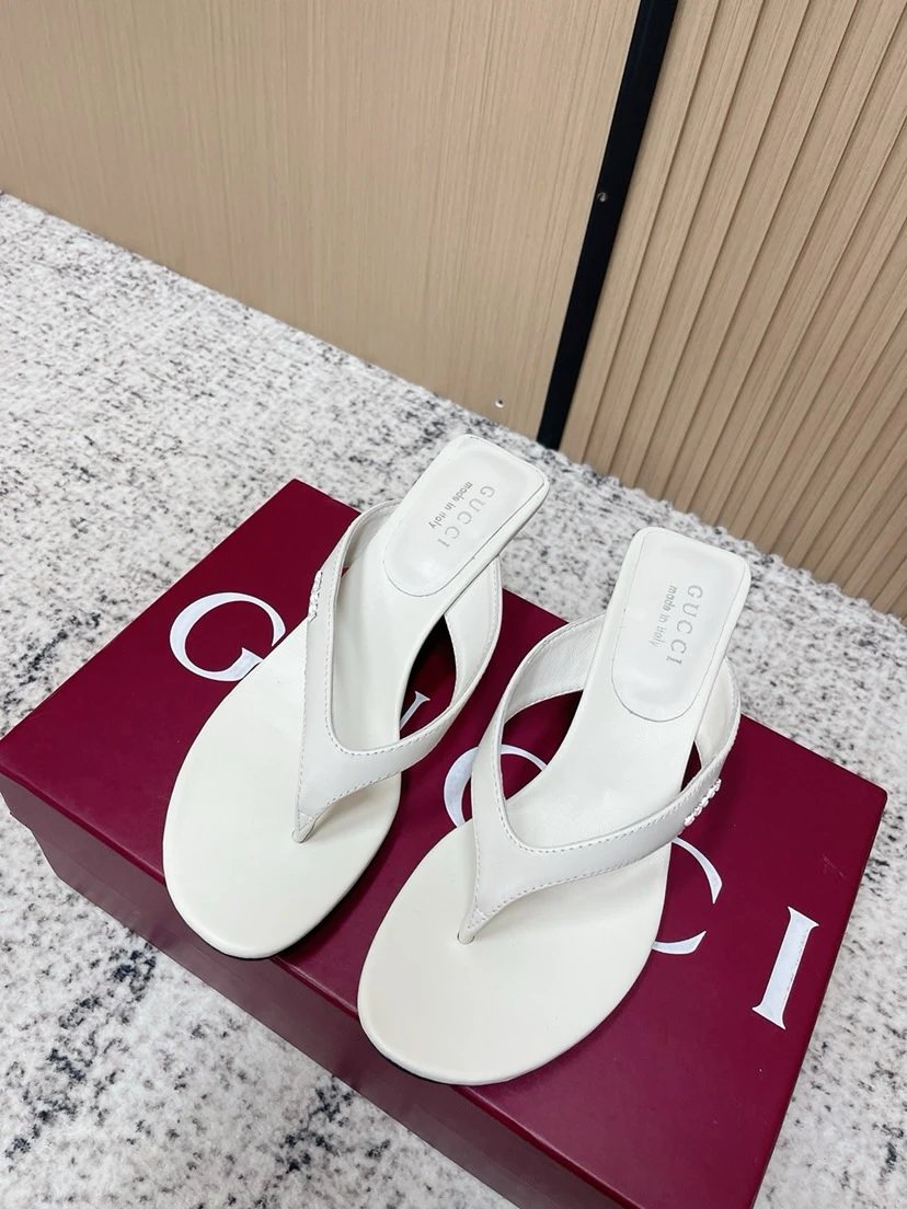Gucci White Sandals