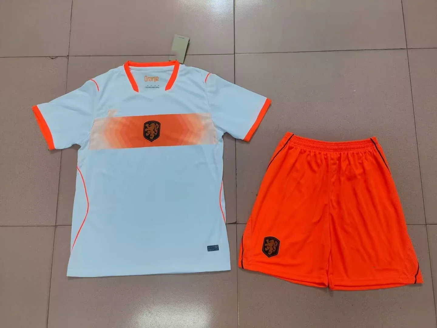 Oranje Away Orange J