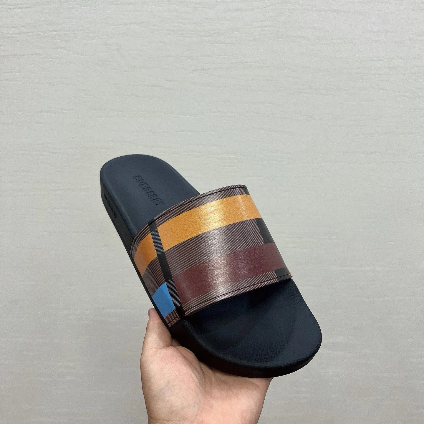 Burberry Black Slide