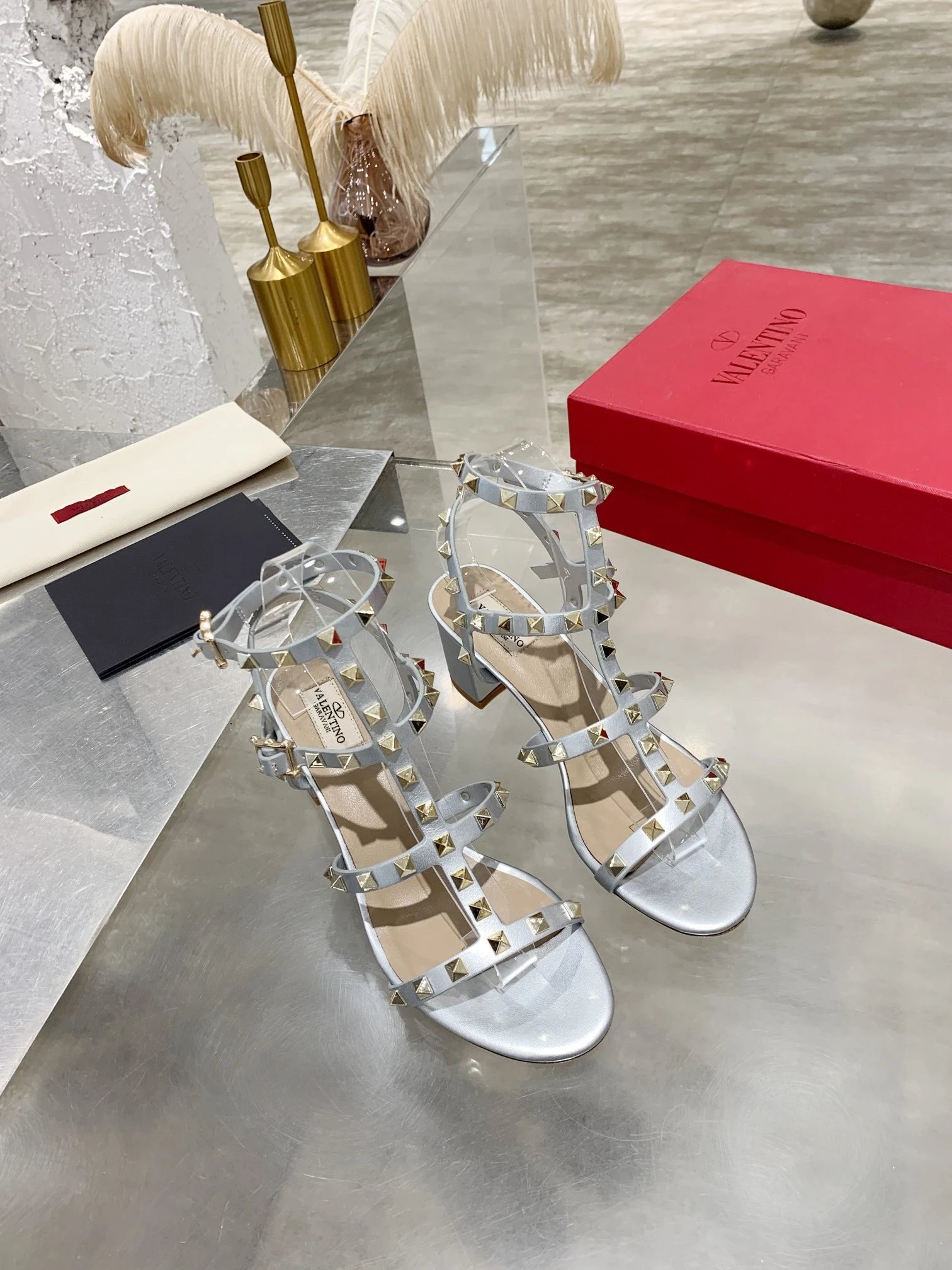 Valentino Rockstud S