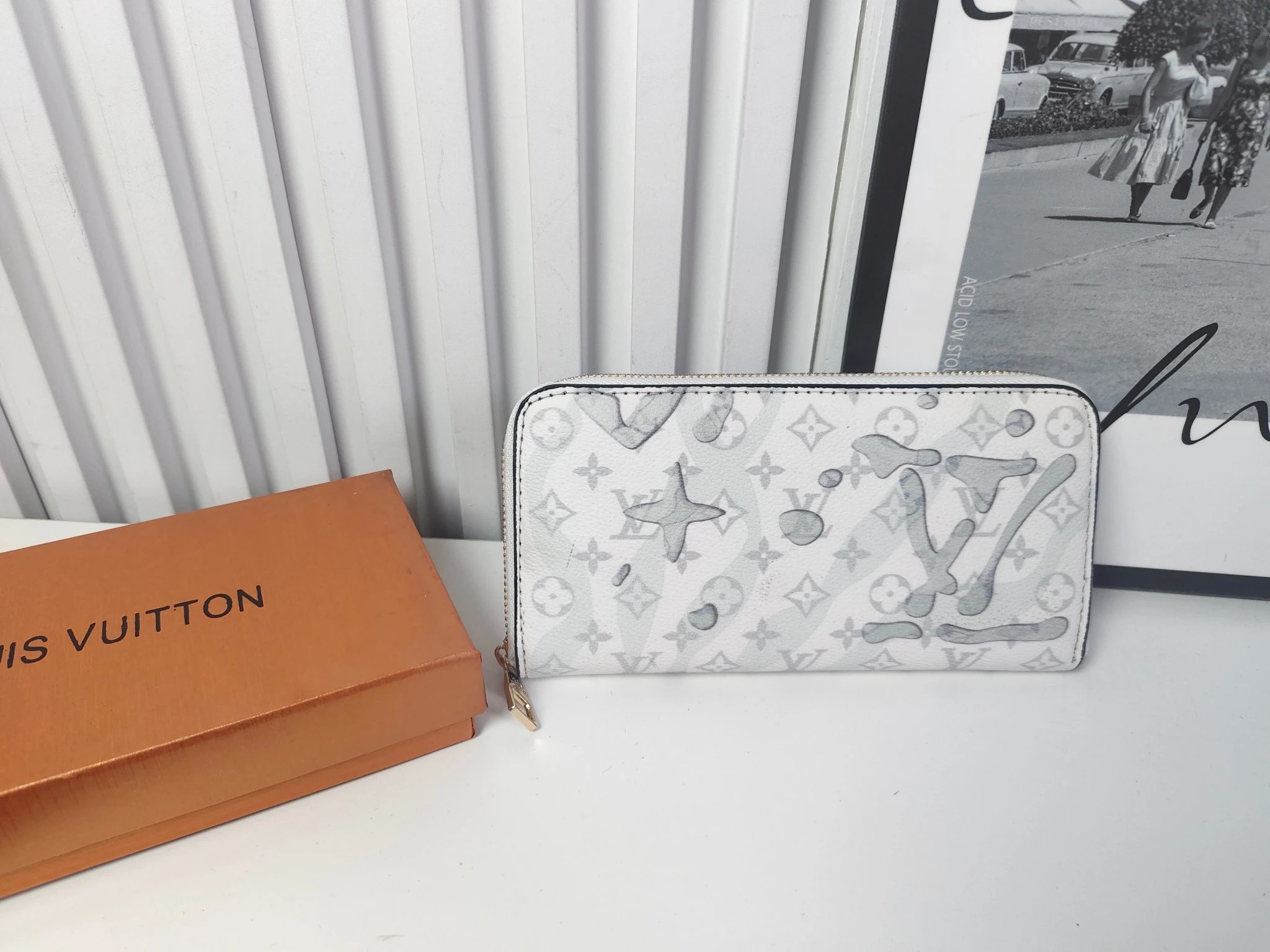 Louis Vuitton White Wallet
